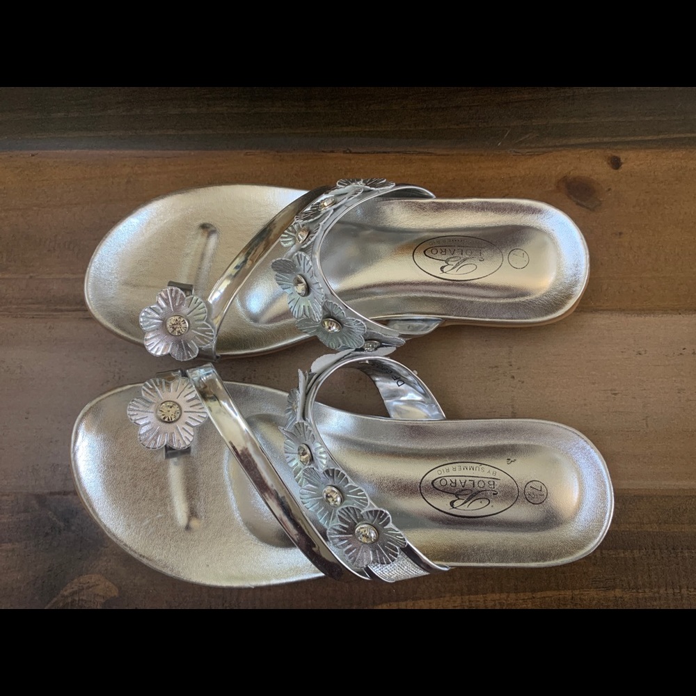 Silver sandals Brand new-size 7.5